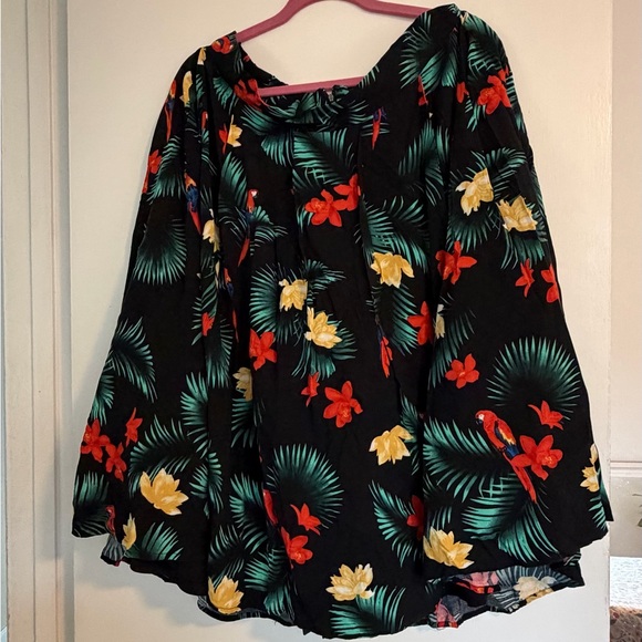 Torrid Red and Black Floral Skater Skirt - Picture 4 of 6
